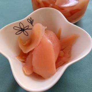 ピンクになる新生姜の甘酢漬け(お寿司屋さんのがり)